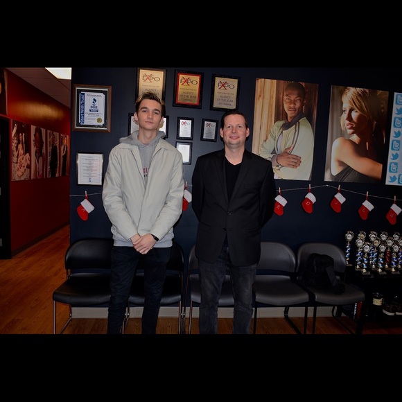 Meet your Posher, Curtis - Picture 5 of 6